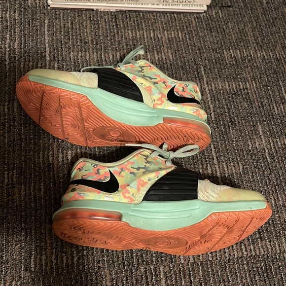 Kd Nike green shoes - Picture 3 of 3